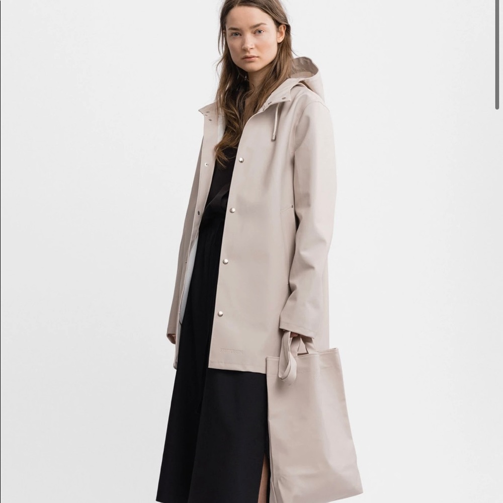 Stutterheim Stockholm Raincoat Light Sand